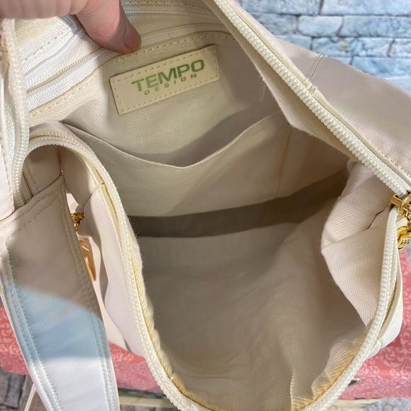 Tempo Shoulder Bag - Picture 12 of 12